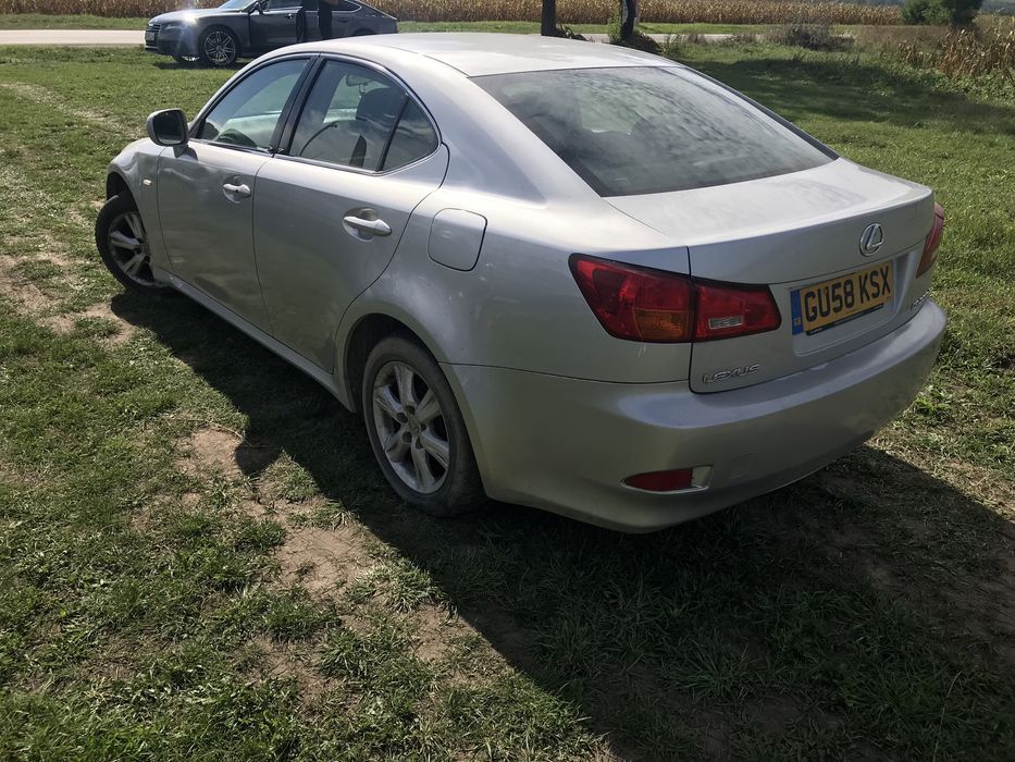 Dezmembrez Lexus iS 22 Diesel cutie manuala