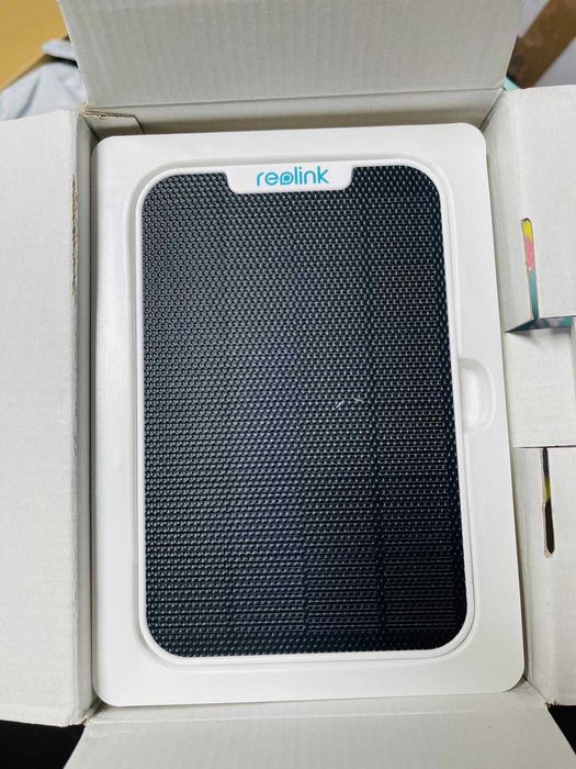 Cameră WiFi wireless pentru exterior Reolink 2K cu panou solar