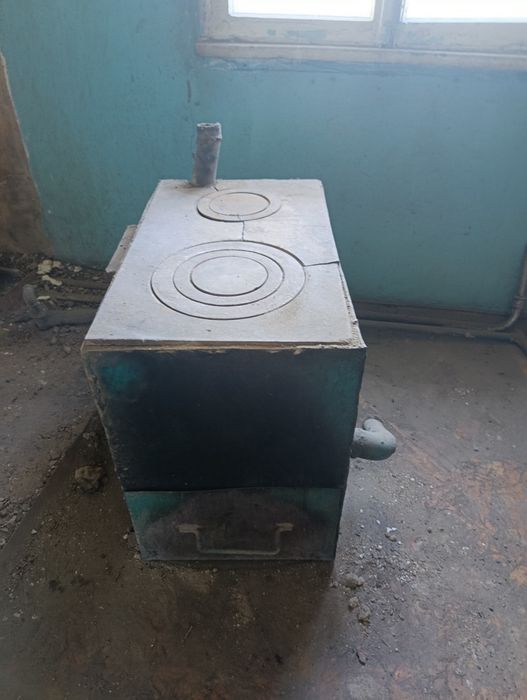 Продам печь                .