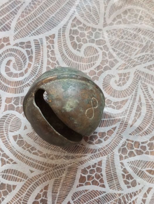 Камбана , хлопка , звънец , орехче , чан