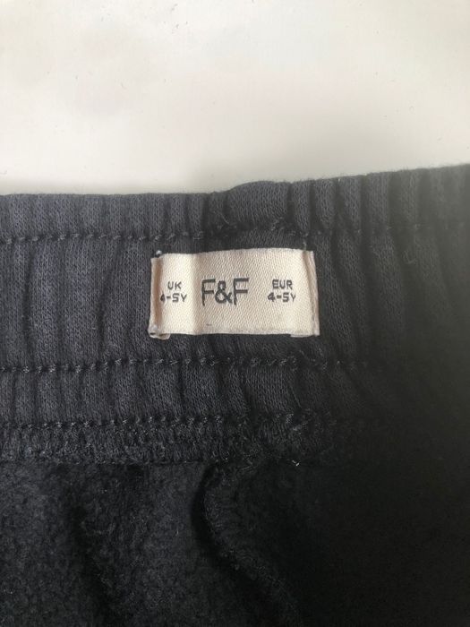 Дрехи за момченце от 1 година и половина до 4 години