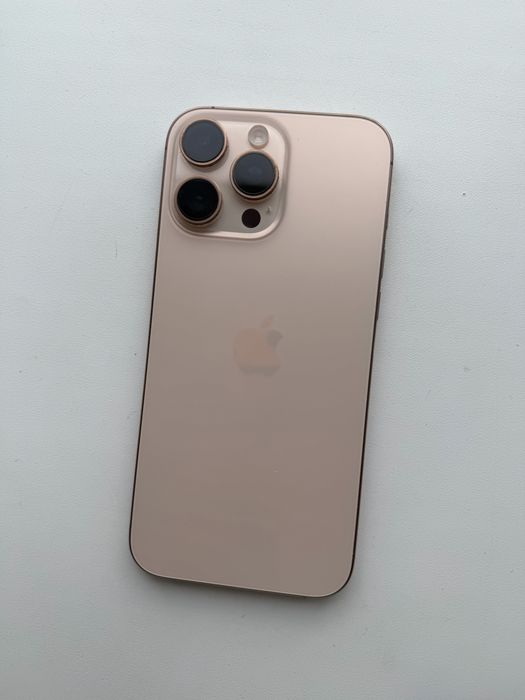 Iphone 16 Pro Max 256 esim Акб 93%