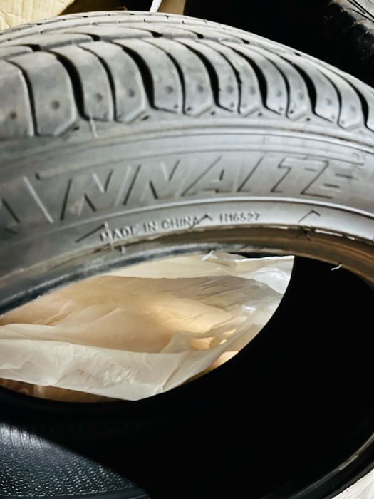 Шины летние 225/45/17