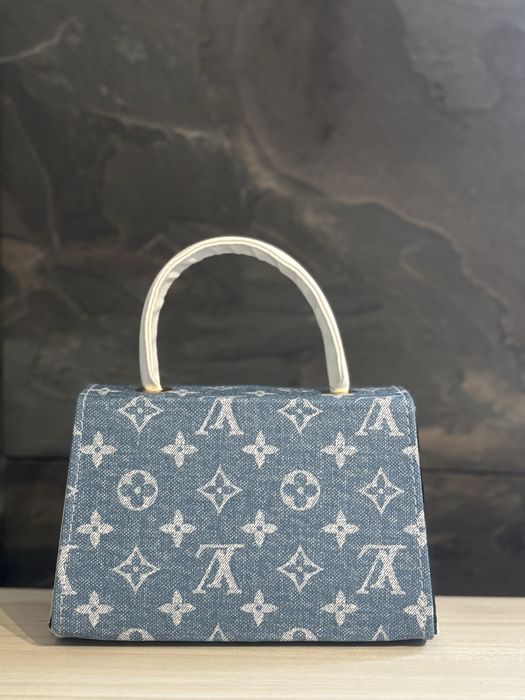 Дамска чанта LV