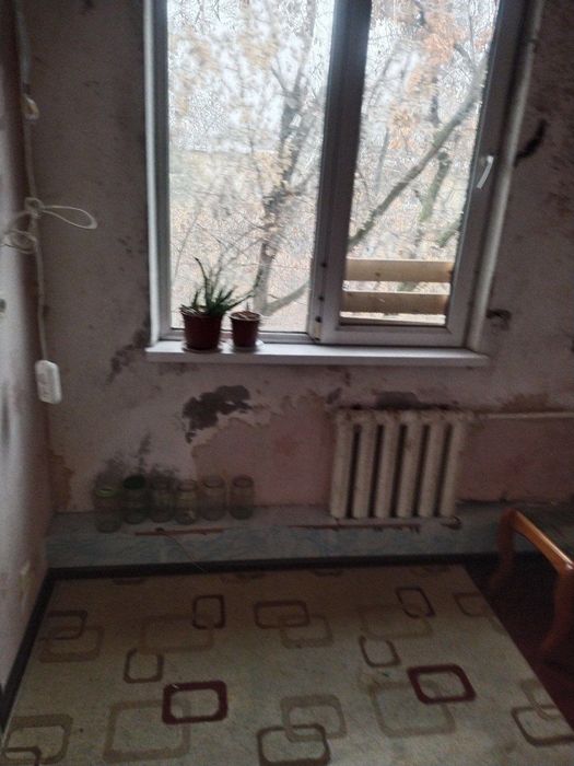 Продаётся квартира Чиланзар 2 квартал 1/4/4 панель без балкона