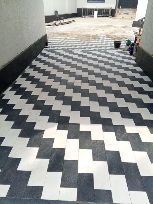 “High Tech” брусчатка