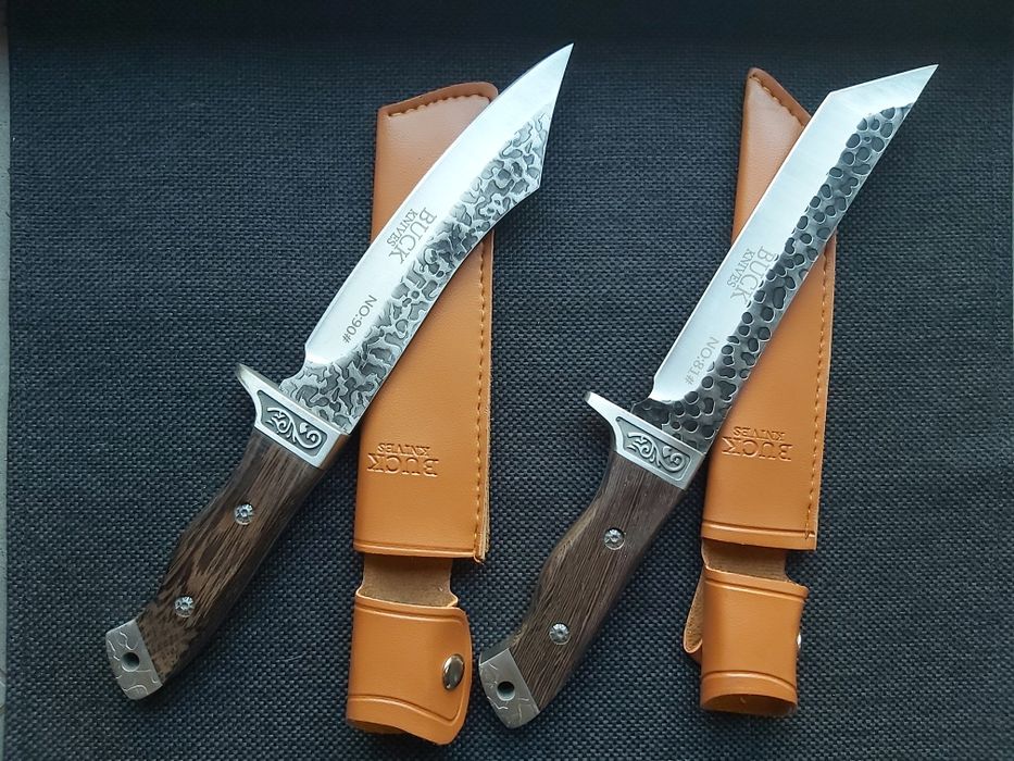 Ловен нож BUCK,фултанг,с дървена дръжка и кания