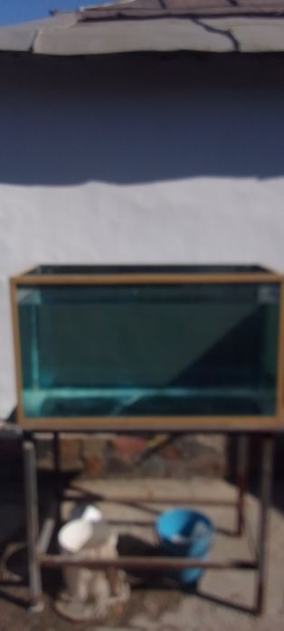 Аквариумы 100л 80л