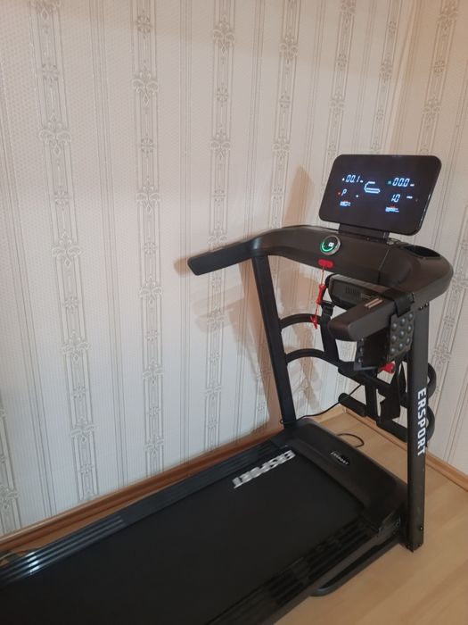 Продам беговую дорожку