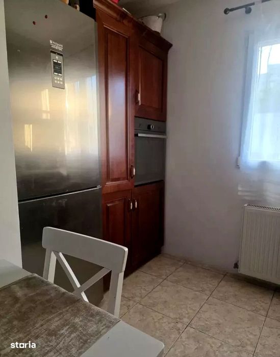 Apartament 3 camere decomandat zona Titan