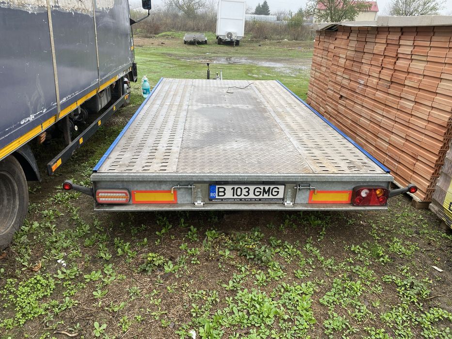 Vand remorca auto tractabila