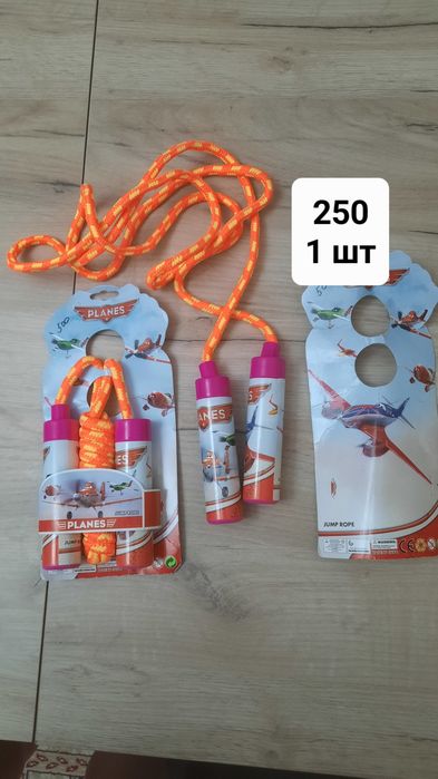 Продам скакалки детские новые