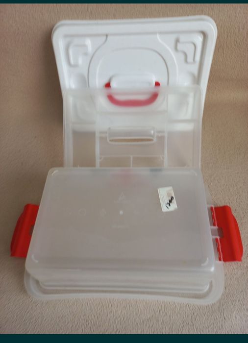 Контейнер для медикаментов