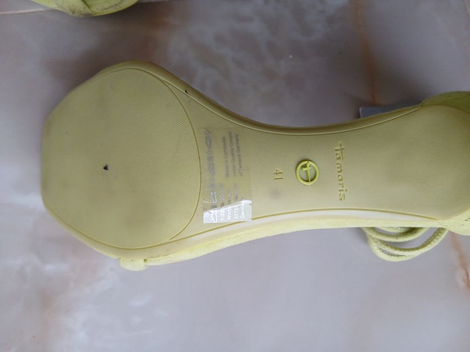 Sandale Noi verde neon