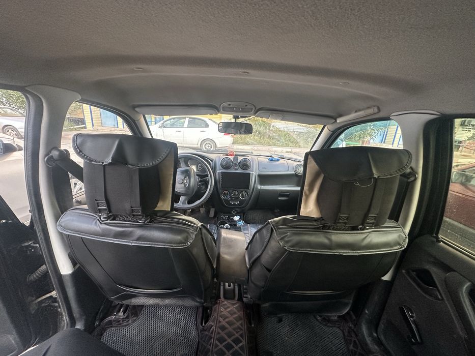 Продам Лада гранта 2013