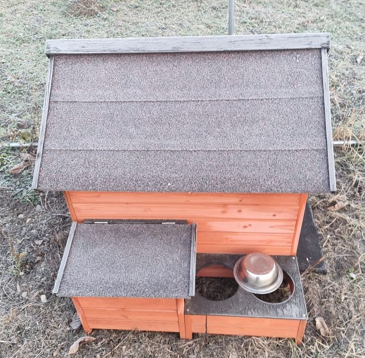 Vând cuşcă pentru câini