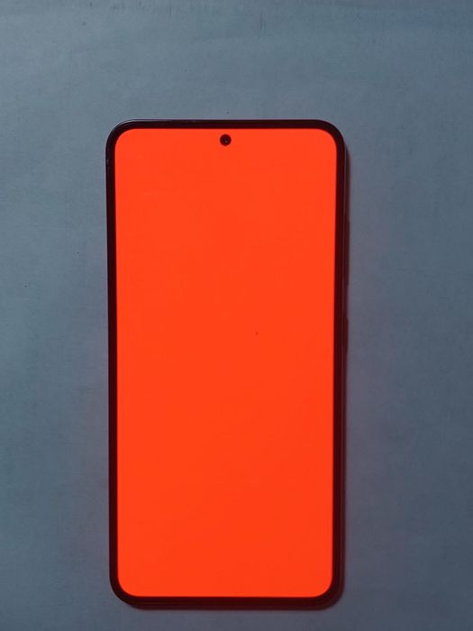 Продам самсунг  S23 8/128