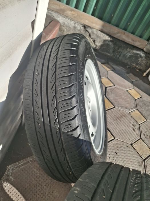 Комплект дисков с резиной лето