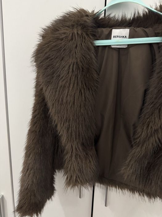 Сиво палто hm Bershka