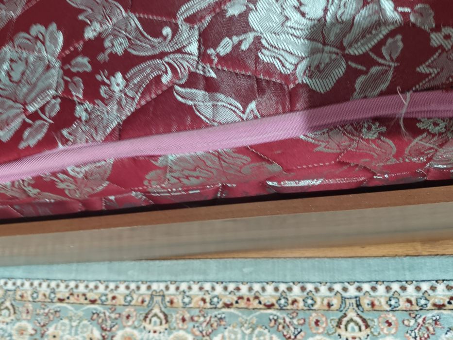 Срочно продам кровать