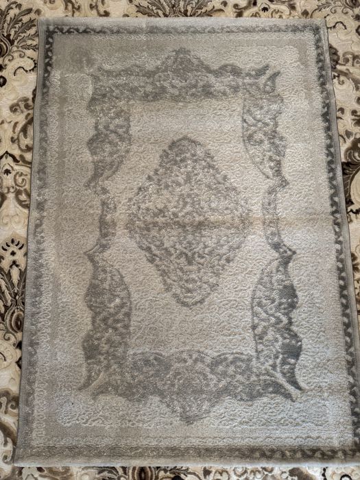 Vand set2 covoare superbe