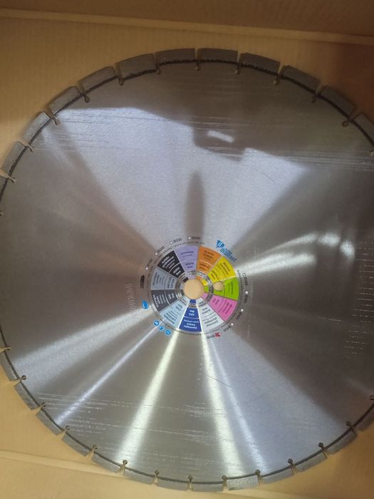 Disk almazniy      .