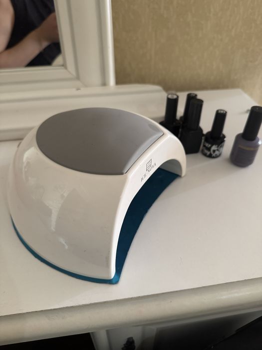 Лед лампа для сушки ногтей
