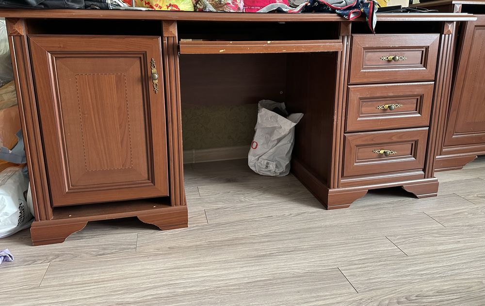 Мебель офисный