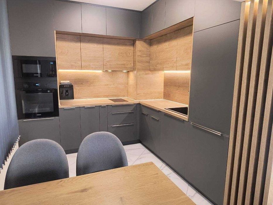 Продава се Двустаен апартамент в София, Хладилника - 73 кв.м за 2192 €/кв.м - Снимка #1