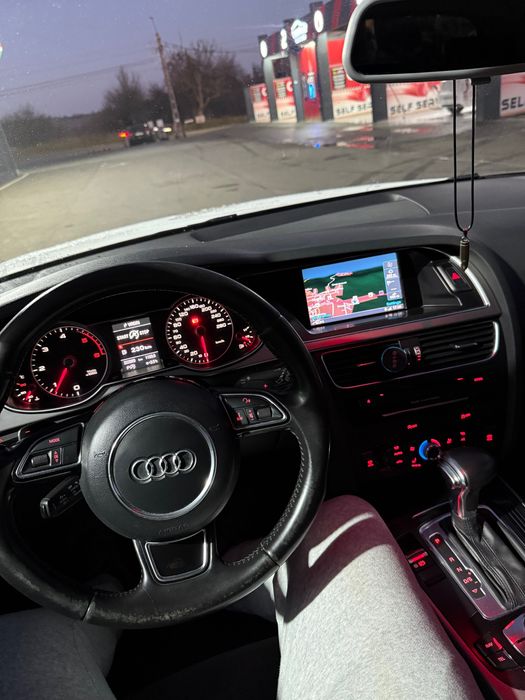 Audi A4 S line automat