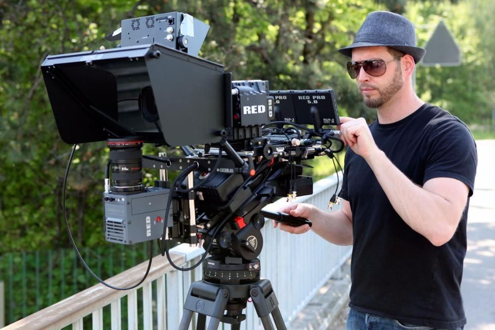 Studio Nur Foto - Video syomka 4K Full HD format.