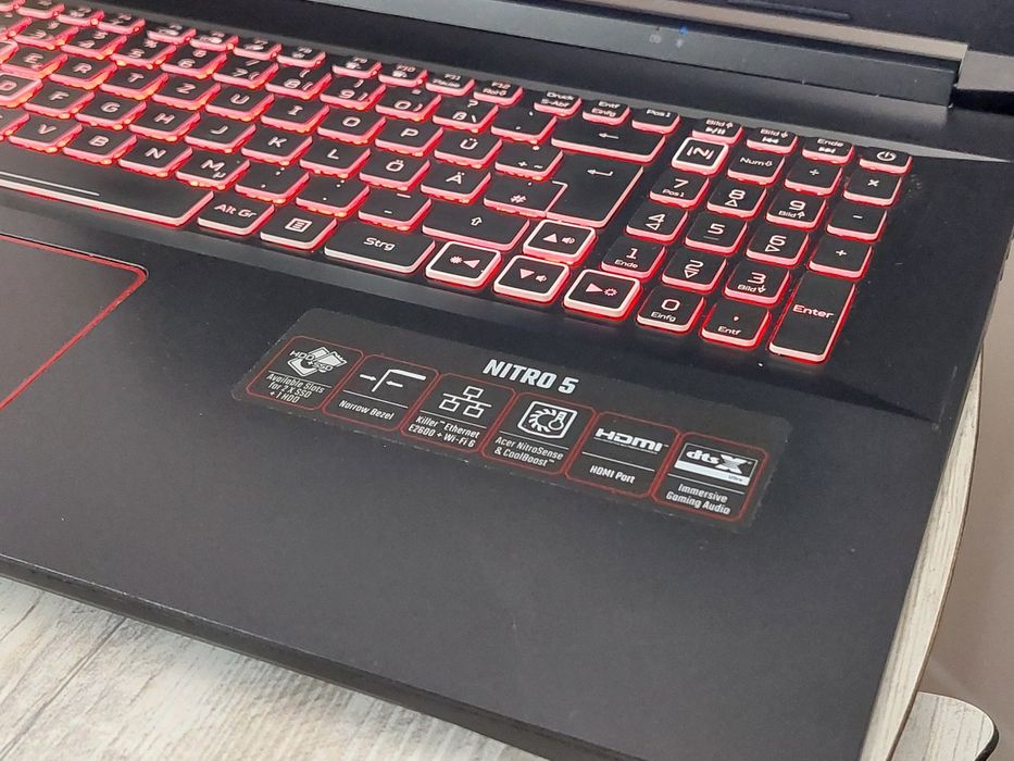 16GB RAM RTX 2060 Core i7-10750H 17.3" FULL HD 120Hz геймърски лаптоп Acer Nitro 5 AN517-52