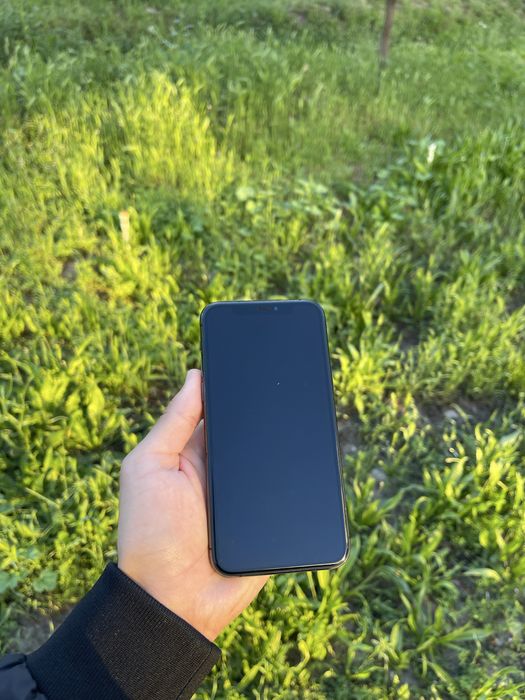 iPhone 11 Pro / 64GB