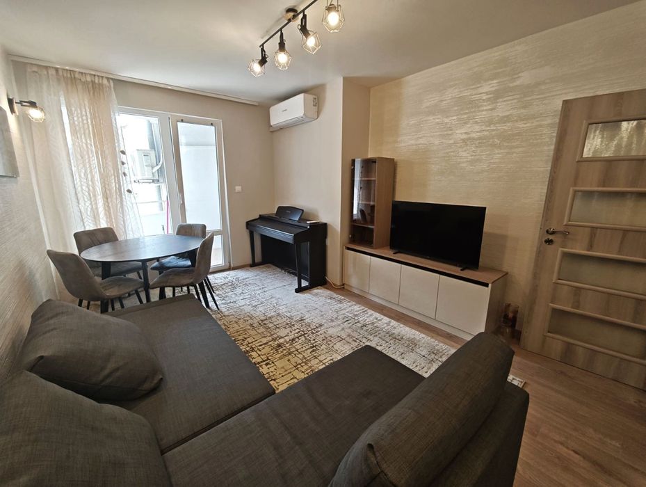 Дава се под наем Тристаен апартамент в София, Зона Б-18 - 65 кв.м за 598.23 € - Снимка #2