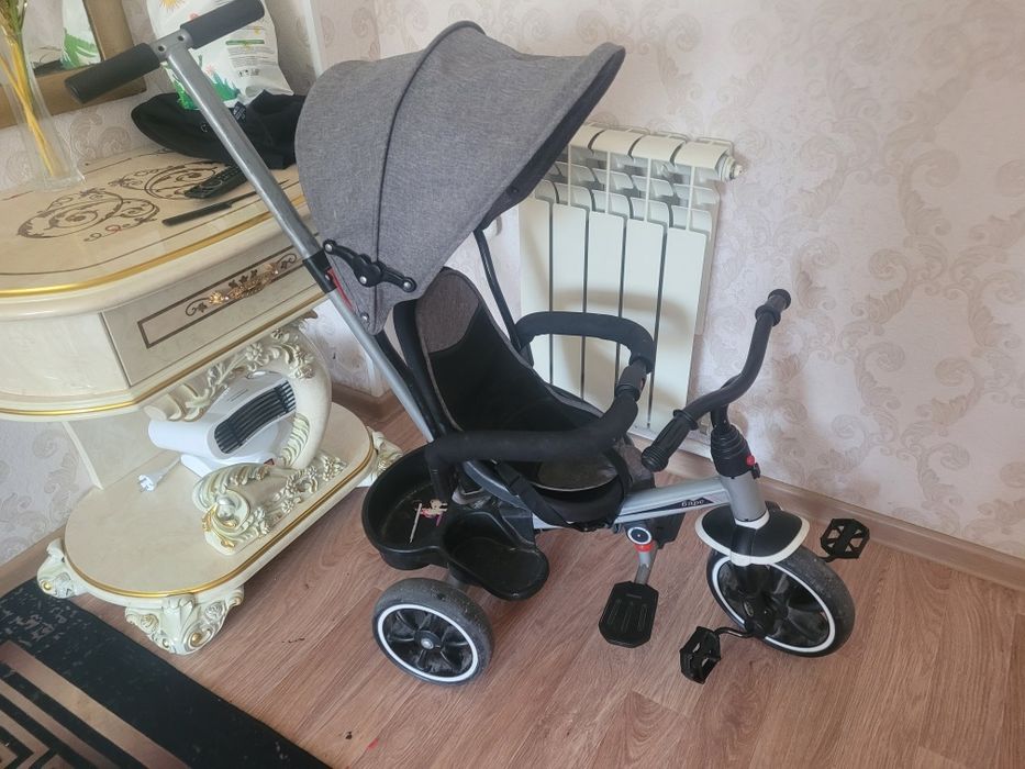 Продаём вело коляску барс