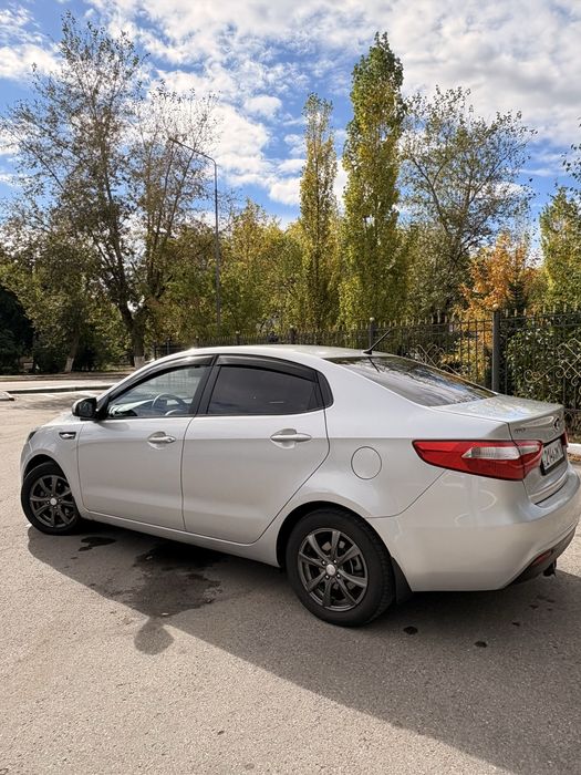 KIA RIO 1.6 2014