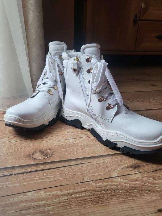 Twinset боти в бяло