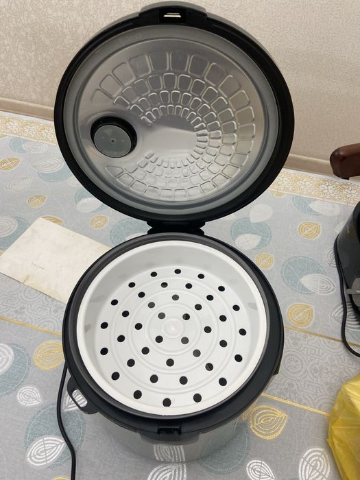 Продам мультиварку zepter