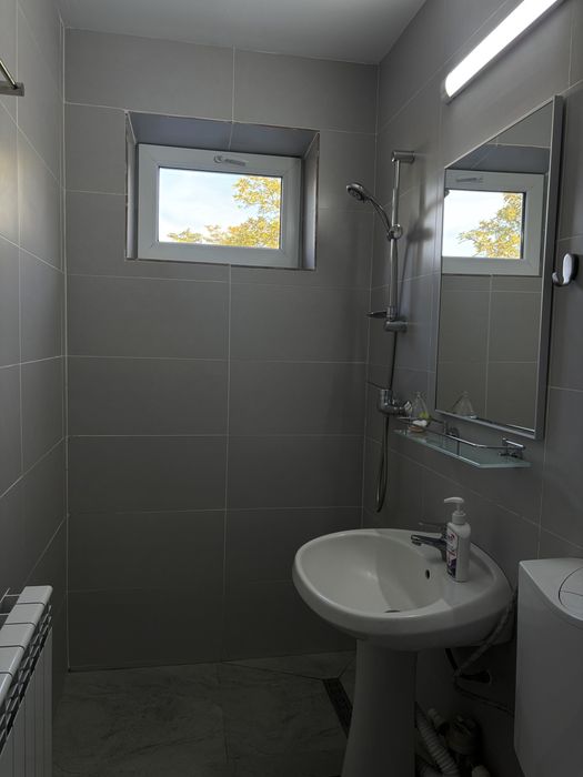 Apartament cu 3 camere de inchiriat