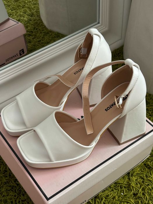 Дамски сандали и токчета