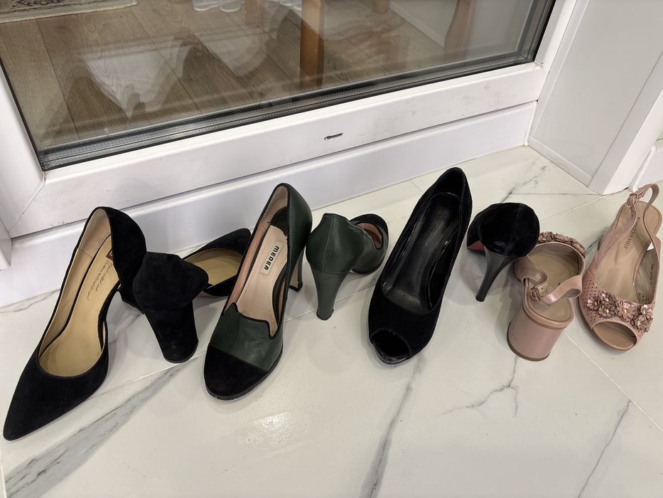 Туфли на миниатюрую девушку