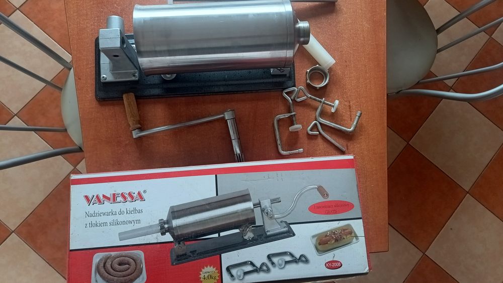 Carnatar din inox ,capacitate 4 kg