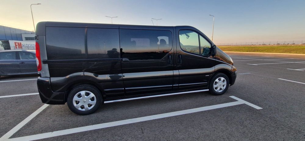 Opel Vivaro 2.5 CDTI
