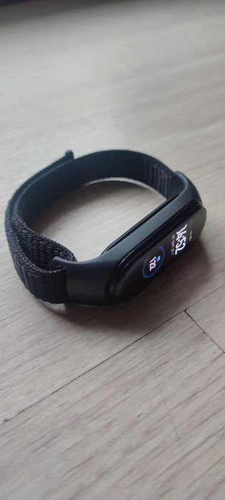 Xiaomi Mi Smart Band 5