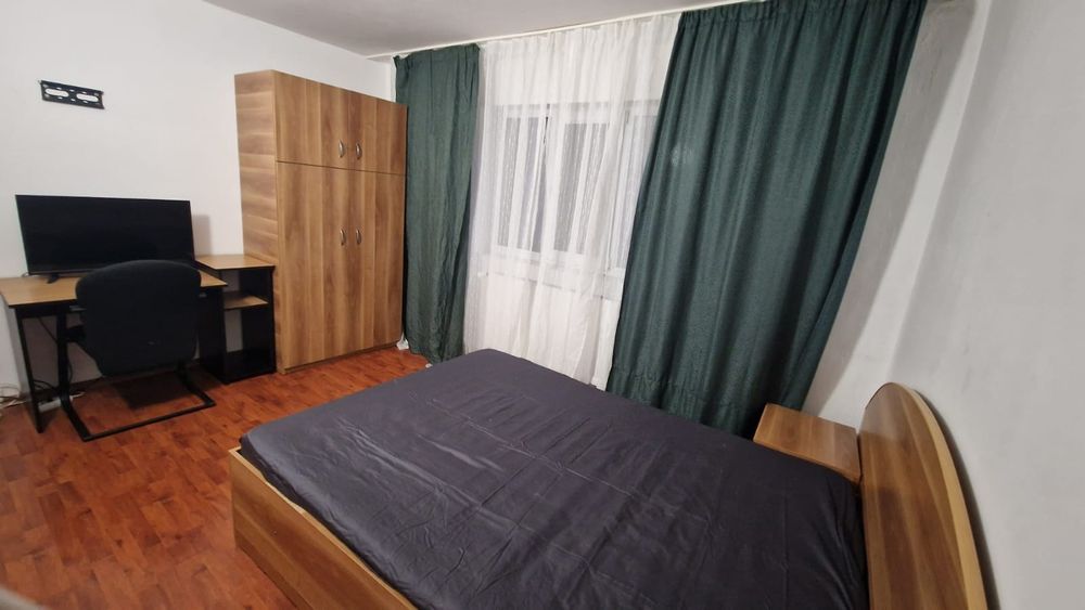 Apartament 3 camere de inchiriat