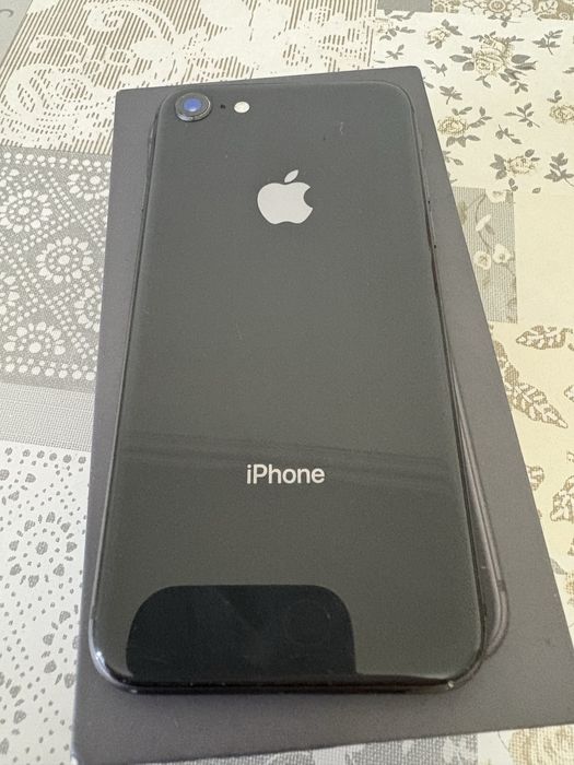 iphone 8 black продам