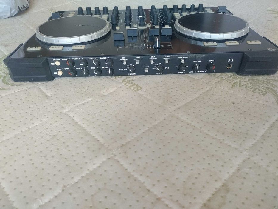 DJ контролер конзола American audio vms-5