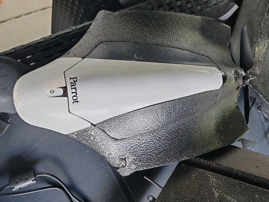 Dronă Parrot Disco FPV