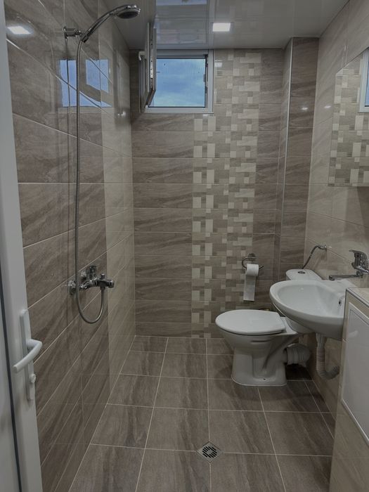 Дава се под наем Двустаен апартамент в Ямбол, Граф Игнатиев - 70 кв.м за 229.5 € - Снимка #7