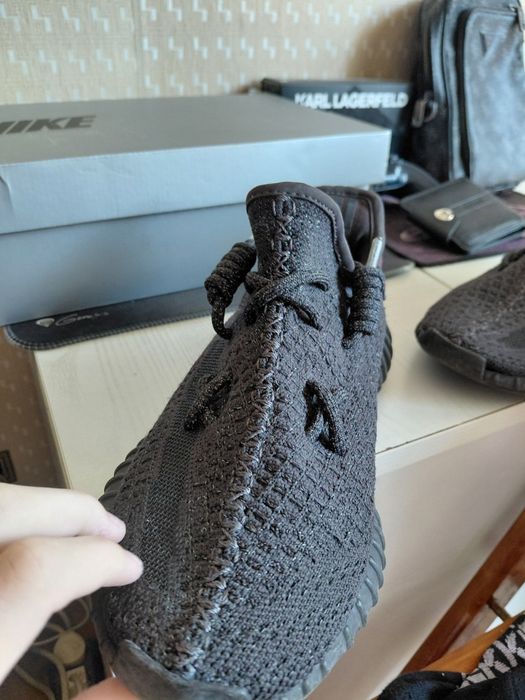 Обувки Yeezy 350